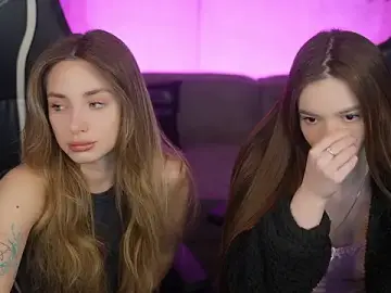 Stripchat Live Sex Cam of Zlata_Sky