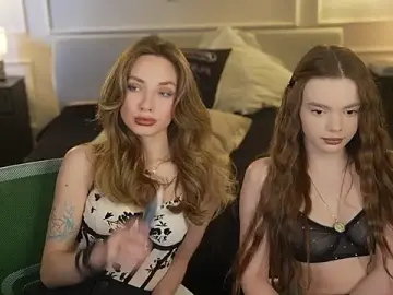 Stripchat Sex Cam of Zlata_Sky