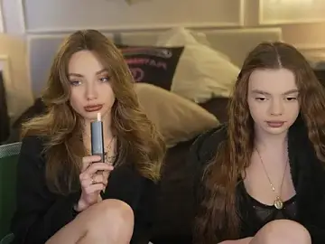 Stripchat Adult Webcam of Zlata_Sky