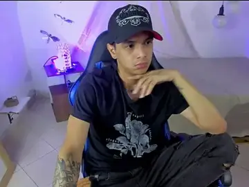 Stripchat Adult Webcams of Brand_habes