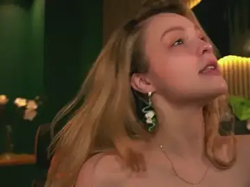 Stripchat Live Sex Cam of stay_with_alice