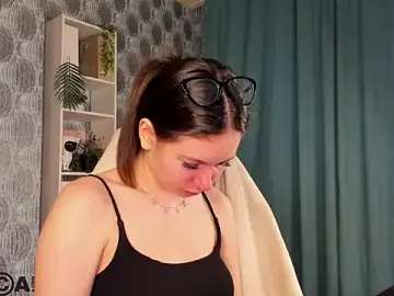 Stripchat Watch Live Sex Cams of Nicole_Charm