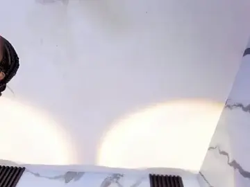 Stripchat Live Sex Cam of kandy_bronw