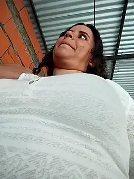 Stripchat Adult Webcam of ValeriaSantos-