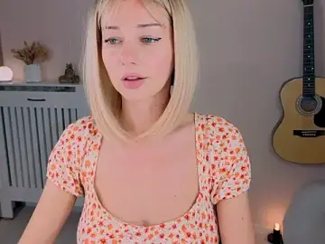 Stripchat Nude Webcam of Lenamuti25