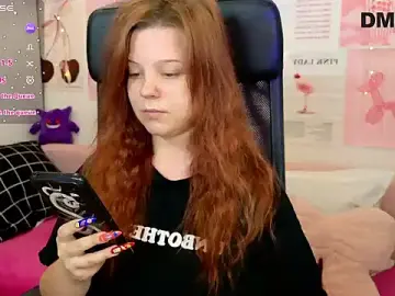 Stripchat Watch Live Sex Cams of SweetDoll4u