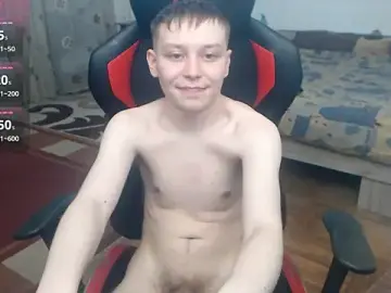 Stripchat Sex Cam of hugkydo