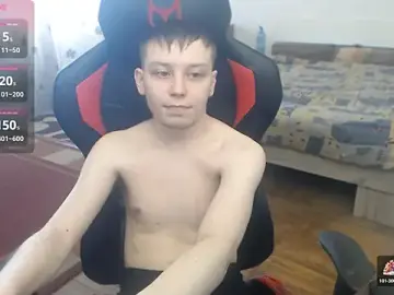 Stripchat Watch Live Sex Cams of hugkydo