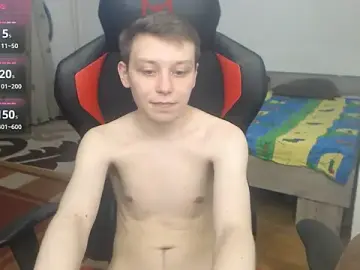 Stripchat Sex Cam of hugkydo