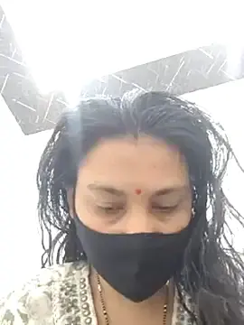 Stripchat Live Sex Cam of Saishaa