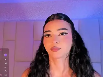 Stripchat Sex Cam of Summer_walkerr