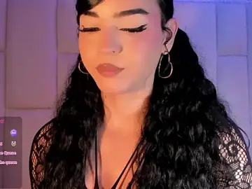 Stripchat Watch Live Sex Cams of Summer_walkerr