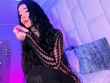 Stripchat Nude Webcam of Summer_walkerr