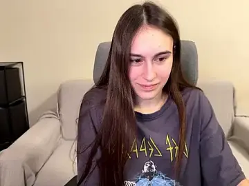 Stripchat Free Live Porn of AliceKolltt