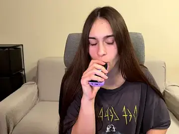 Stripchat Best Webcam of AliceKolltt