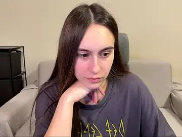 Stripchat Best live sex cam show of AliceKolltt