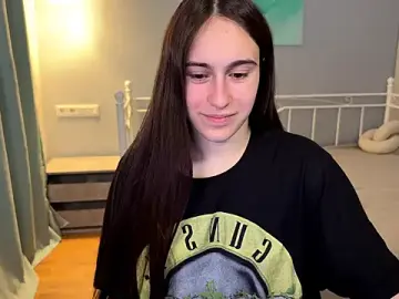 Stripchat Live Sex Cam of AliceKolltt