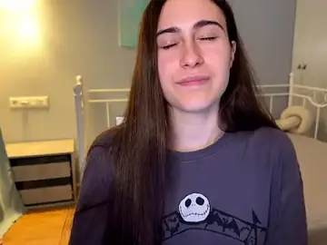 Stripchat Adult Webcam of AliceKolltt
