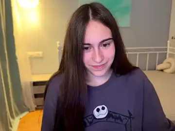 Stripchat Adult Webcam of AliceKolltt