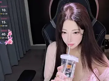Stripchat Best live sex cam show of Audrey-12