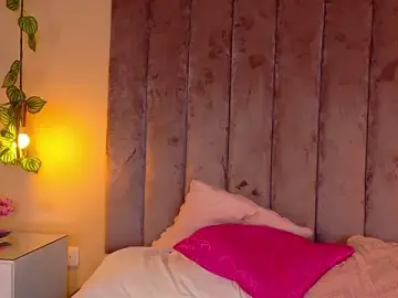 Stripchat Free Porn Cam of Dahlia_Rousse