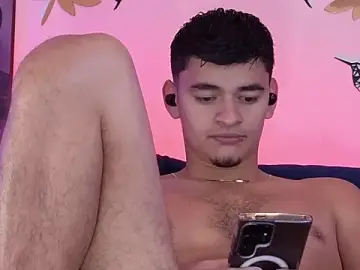 Stripchat Sex Chat of VikoHands