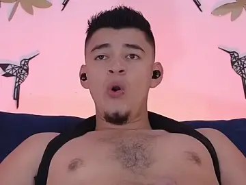 Stripchat Free Live Porn of VikoHands