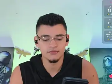 Stripchat Private Sex Chat of VikoHands