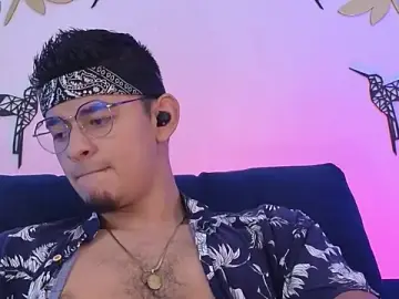 Stripchat Live Porn of VikoHands