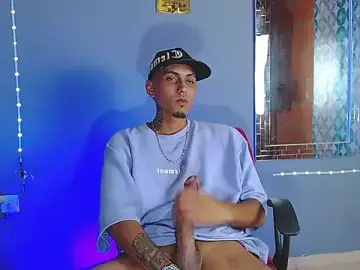 Stripchat Live Sex of Liam_lee