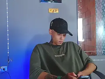 Stripchat Best live sex cam show of Liam_lee