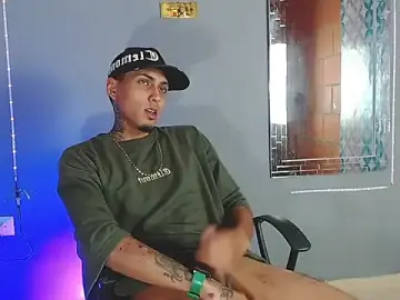 Stripchat Free Live Porn of Liam_lee