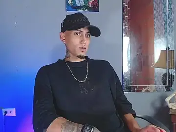 Stripchat Best live sex cam show of Liam_lee