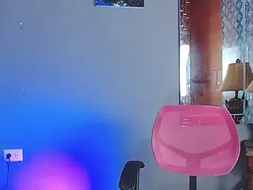 Stripchat Live Sex Cam of Liam_lee