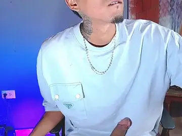 Stripchat Live Sex Cam of Liam_lee