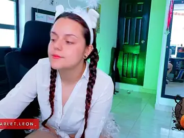 Stripchat Free Live Porn of Scarletleon77