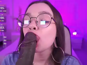 Stripchat Free Porn Cam of Ooops_Boobss