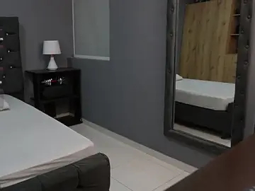 Stripchat Adult Webcam of LoganMartinX