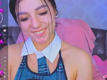 Stripchat Free Porn Cam of KitnissKiss