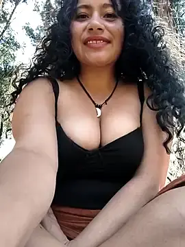 Stripchat Live Porn of Yaya_watson