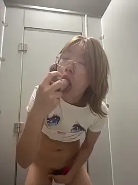 Stripchat Live Sex of yuer_your