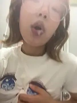 Stripchat Free Porn Cam of yuer_your