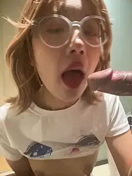 Stripchat Best live sex cam show of yuer_your