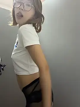 Stripchat Watch Live Sex Cams of yuer_your
