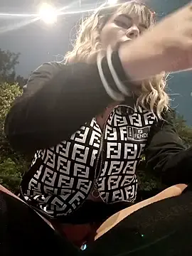 Stripchat Nude Webcam of Cata_city1106