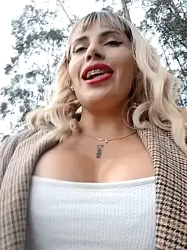 Stripchat Free Porn Cam of Cata_city1106