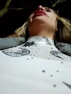 Stripchat Live Sex Cam of Cata_city1106