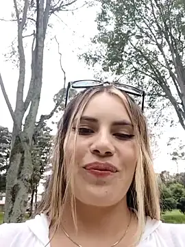 Stripchat Nude Webcam of Cata_city1106