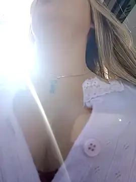 Stripchat Nude Webcam of Cata_city1106