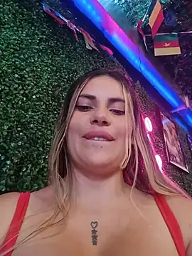 Stripchat Live Porn of Cata_city1106